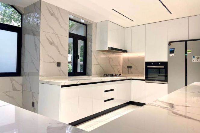 modern big 4brs independent house nice garden floor heating in Hongqiao near Zoo