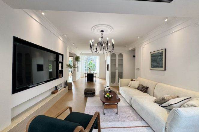 brand new 3brs floor heating brand new furniture near line 9 century park 24.5K