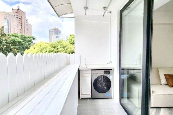 Worthy Xiangyang/Jianguo Rd 1Bedroom with Balcony,Oven 10.2K   