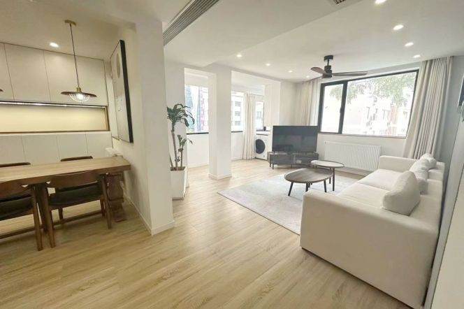 Precious Hengshan Rd Historical Apt with Wallheating,Niew 10K  