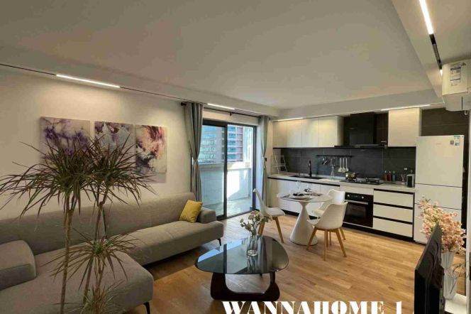 Spacious&Modern 1Bdr 1Bath Apt+L2/11Jiang Su Rd+Large Open Balcony+JIng An Temple
