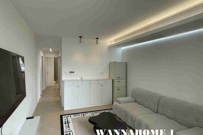 Spacious&Modern&Really Bright 1Bdr Apt+Large Covered Balcony+L14 Wu DIng Rd Metro