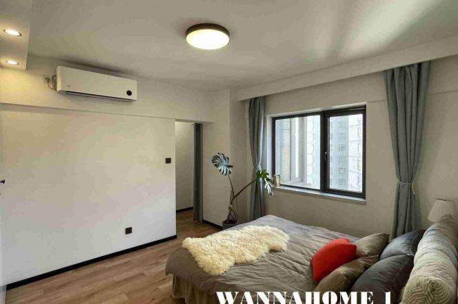 Spacious&Modern 1Bdr 1Bath Apt+L2/11Jiang Su Rd+Large Open Balcony+JIng An Temple