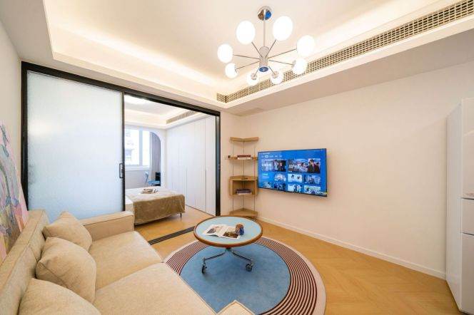  Newly renovated 1br Nr Jiashan road line 9/12