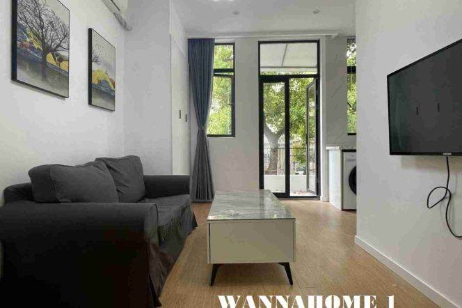 Modern&Spacious&Bright 1Bdr 1Bath+L7 Chang Ping Rd Metro+Open Balcony+2F Walk Up
