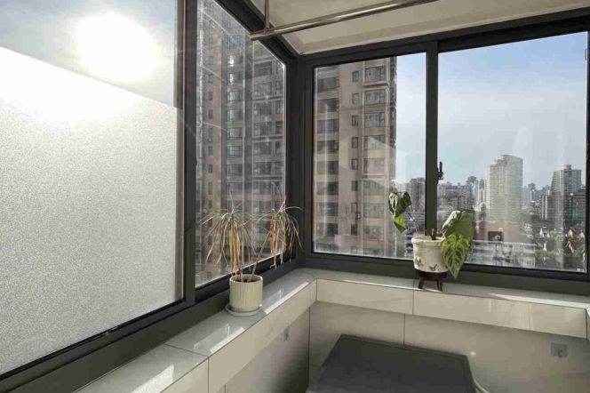 Really Bright&Modern 1Bdr 1Bath Apt+Nice Balcony+JIng An Temple+Large Storage Room