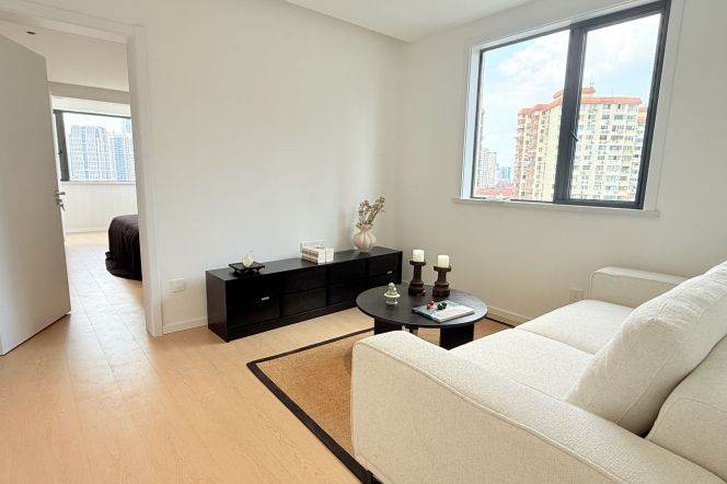  newly renovated 1br Nr xujiahui M1/9/11