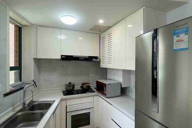 Spacious&Modern 4Bdrs 2Baths Apt+L2/11 Jiang Su Rd+Green Compound 