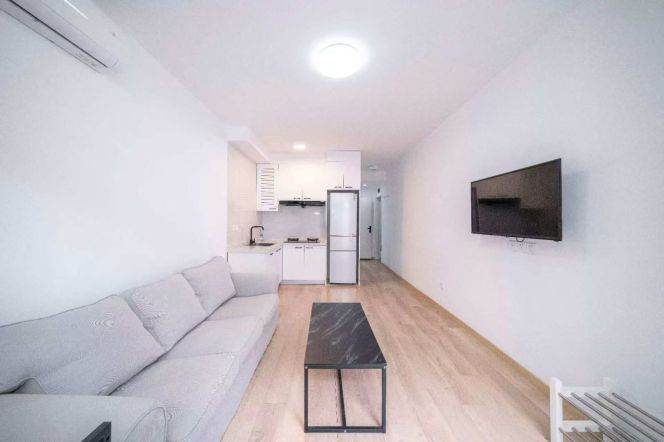 Cozy 2Br+Yard @ IAPM&L1/10/12 Shanxi rd station