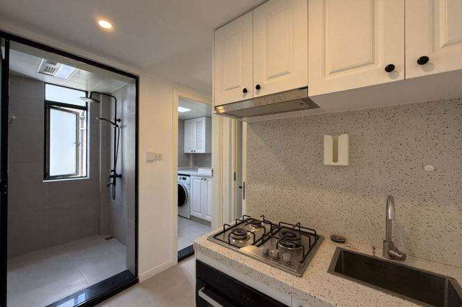 Cozy 1br with Balcony@L1/7 Changshu Road St.,L10 Shanghai Library 