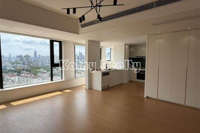 350sqm Penthouse Roof Terrace 5BR Nr IAPM 98k