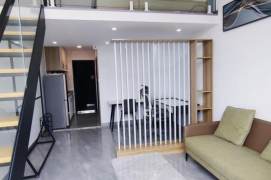 Bright Loft 1-bedroom 3 mins walking to L 1/12/13 HanZhong Rd St.