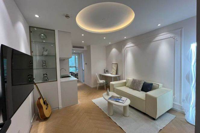 West Nanjing High-Rise 1BR by 66 Plazza