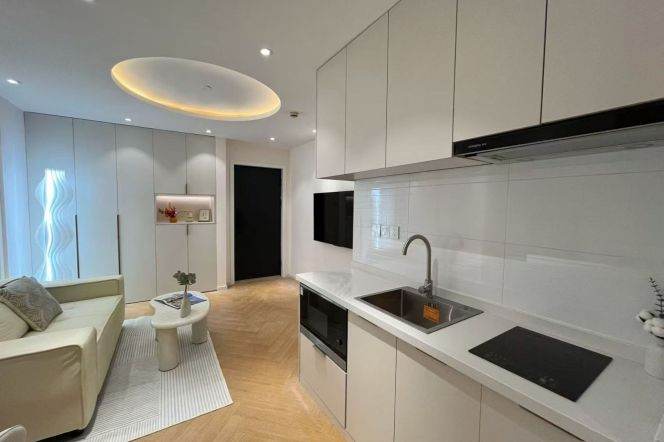 West Nanjing High-Rise 1BR by 66 Plazza