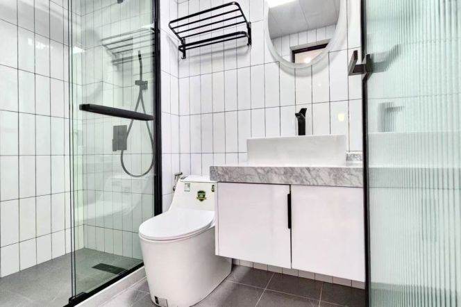 Cozy&Bright 1Br+Balcony @L9/12 Jiashan rd station