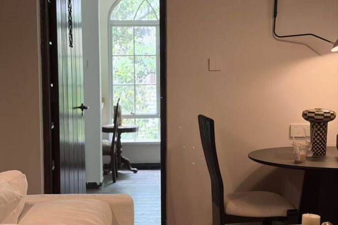 Jiaotong University 1BR apartment