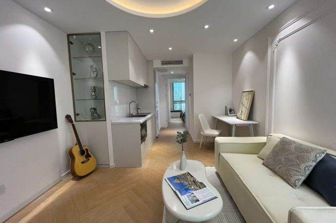 West Nanjing High-Rise 1BR by 66 Plazza