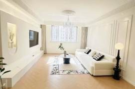 Zhongshan park 170 sqm 3 br Apt/huge living room&Oven 18K