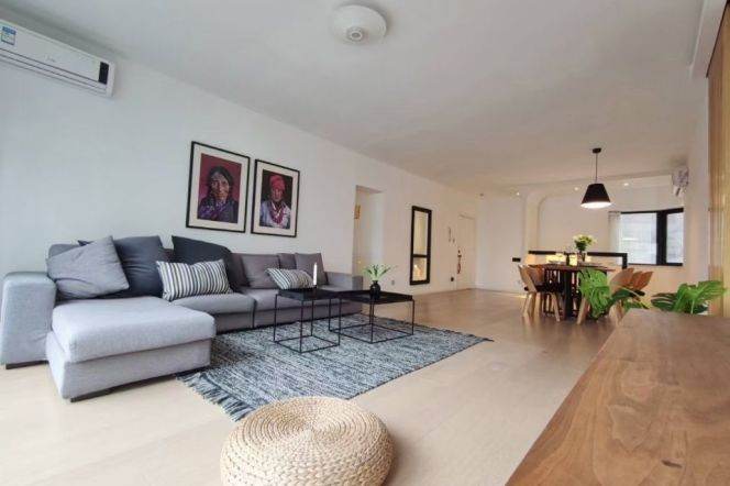 Julu rd grand Plaza 160 sqm 3 br stylish Apt &floor heating for 24K
