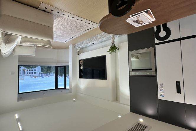 Changshu Rd,wuyuan rd quality reno 1Br wt lift,floor heating,good sunshine