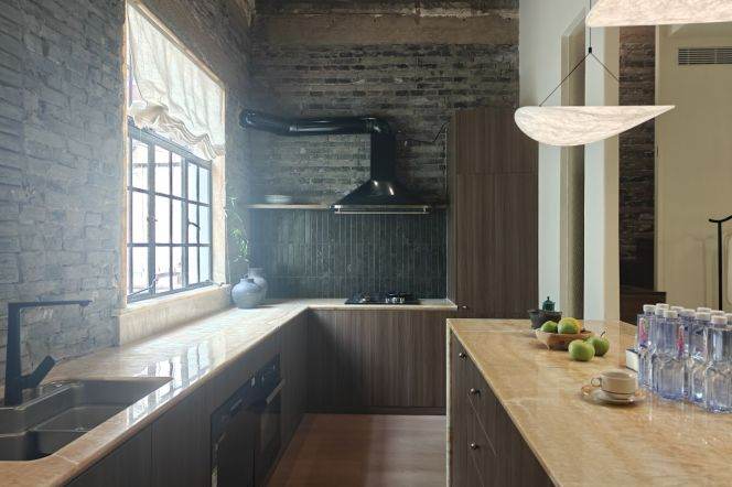 Core Location/Newly renovated/Historic building/Classic style/Spacious