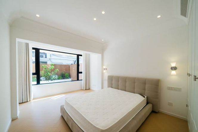 Jiaotong University 2BR 2BATH apartment