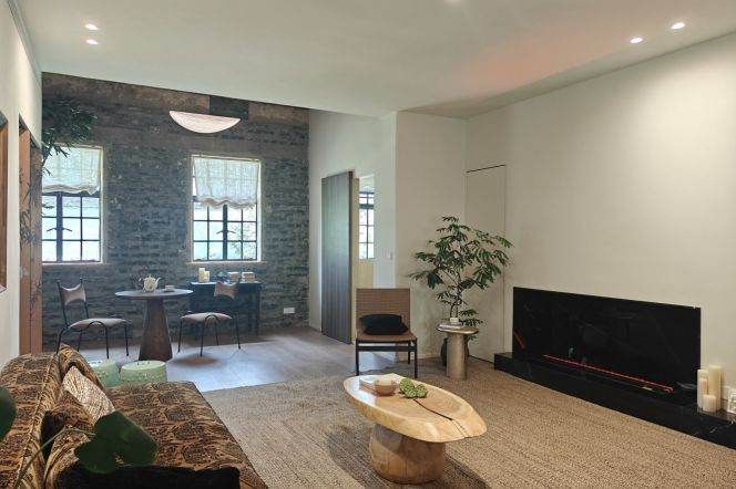Core Location/Newly renovated/Historic building/Classic style/Spacious