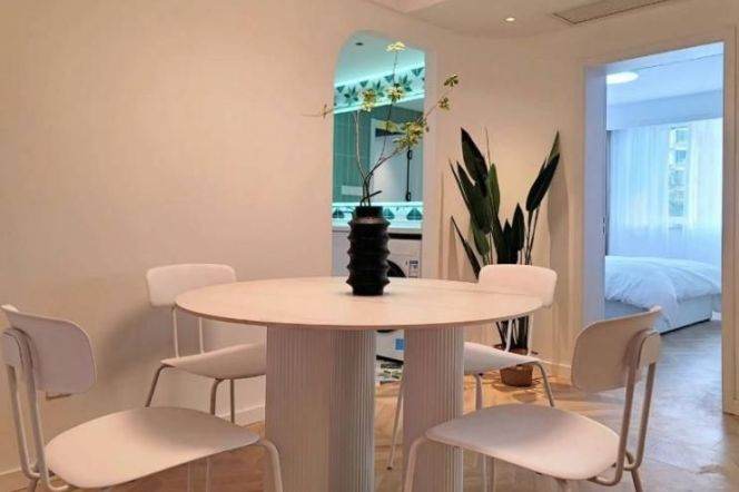 Zhongshan park 145 sqm 3 br Apt&floor heating&Oven 16K