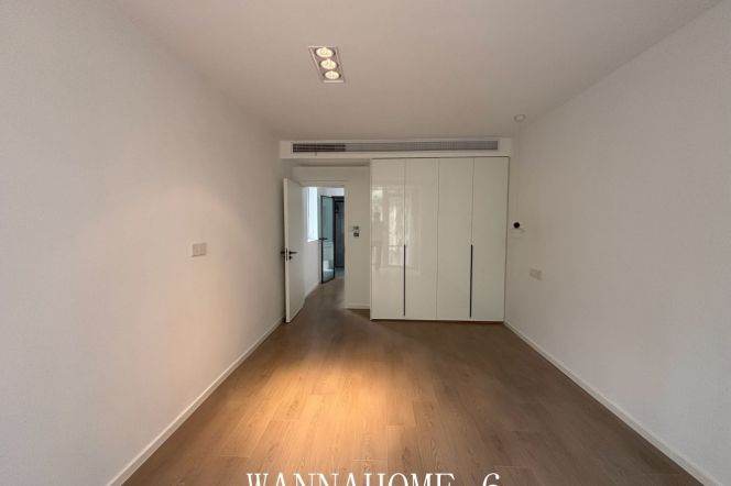 Big Terrace+New&Spacious 1Bdr 1Bath Apt+L10+11 Jiaotong Uni.+Floor Heating+Wu Kang Rd