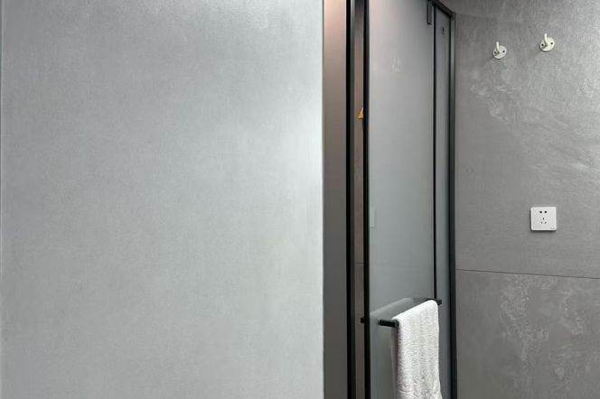West Nanjing rd elevator 2BR apartment