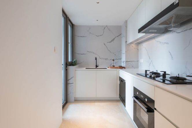 High-Floor 3BR Apartment near Century Park