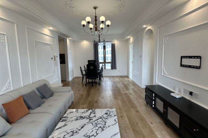 Sub Top Apt with excellent view in Xintiandi circle