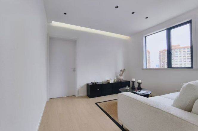 1 br near L1/L9/L11 xujiahui station+lift