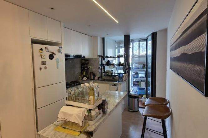 4BR Apartment near Songyuan Rd with Private Garden