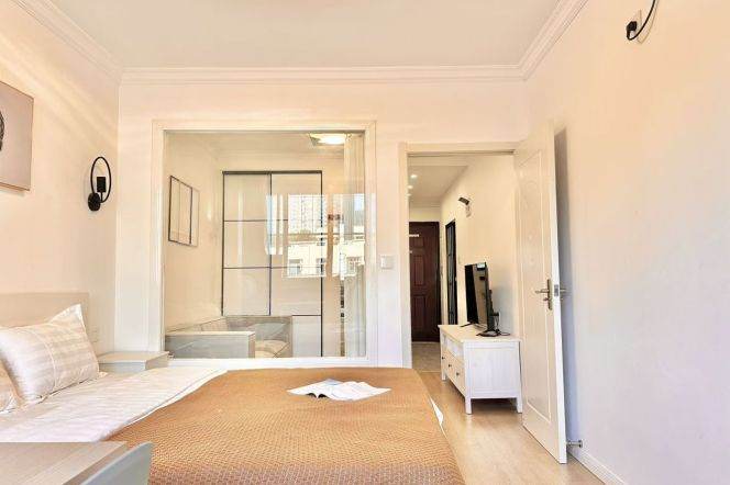 1BR Apartment near Zhaojiabang Rd
