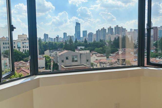 Changshu Rd,wuyuan rd anfu rd newly reno 1Br,good view&sunshine
