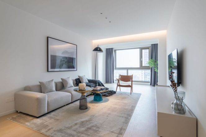High-Floor 3BR Apartment near Century Park