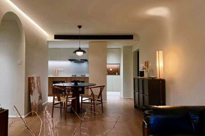 2BR Apartment at Brilliant City