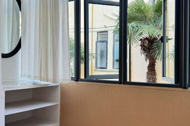 Changshu Rd,wuyuan rd cozy&bright 1Br