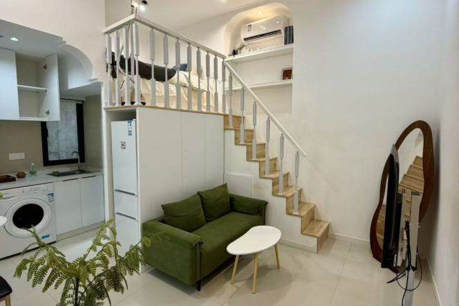 2BR Apartment in Classic Jing'an