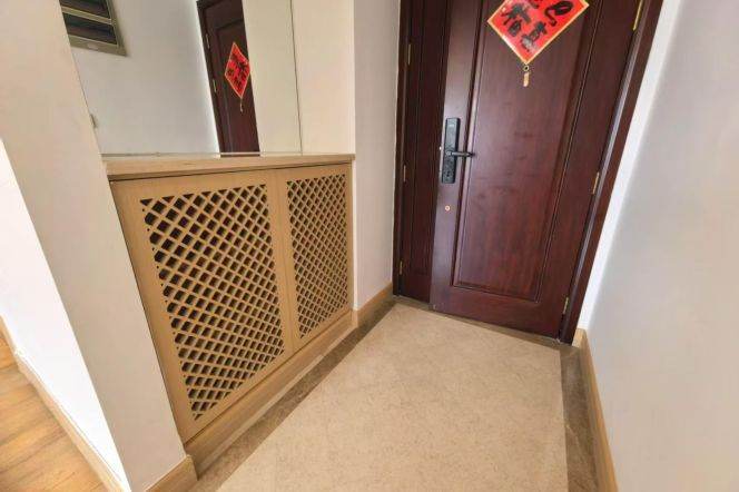 Good value 1br apt with bathtub nr Xintiandi CBD
