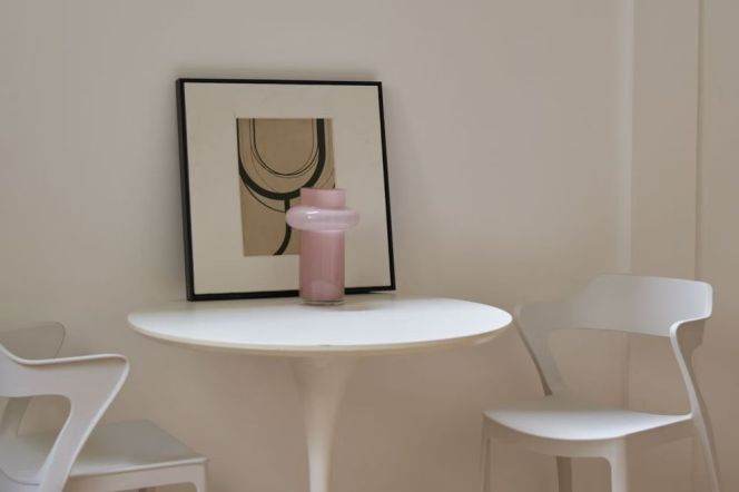 Newly renovated 1BR APT Xianyang(s) Rd 6.5k