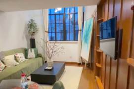 Comfortable n spacious 2BR duplex lane-house near iapm 
