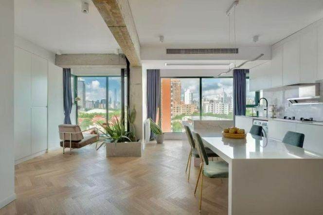 High-Floor 3BR Apartment in Old Xuhui