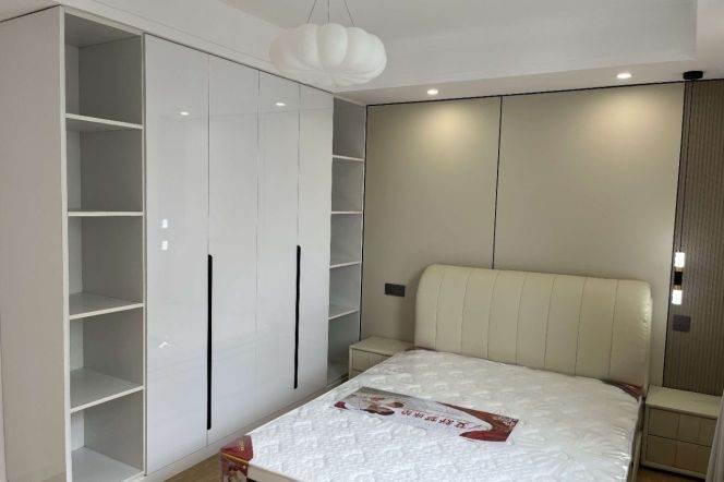 3BR Apartment near Changshou Rd Metro