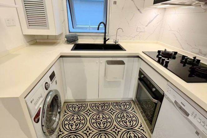Historic 3BR Apartment in Old Xuhui
