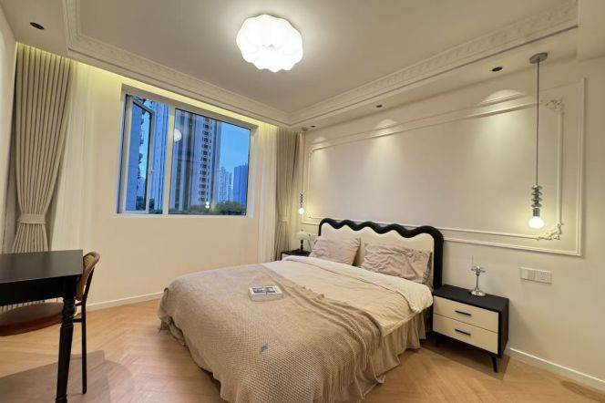 2BR Apartment near Jiaotong University Metro