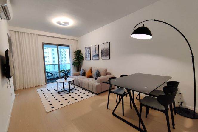 High-Floor 1BR Apartment at One Park Avenue