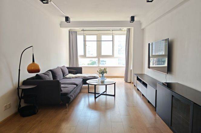 2BR Apartment in Jing'an