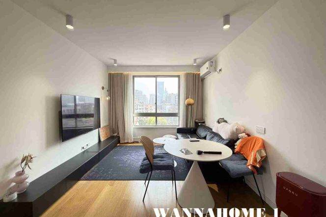 High-Floor 1BR Apartment at Yunhe Garden